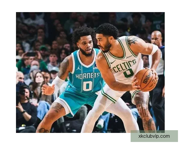 塔图姆三节砍23分11篮板9助攻出战战绩11胜2负展现巨星潜力